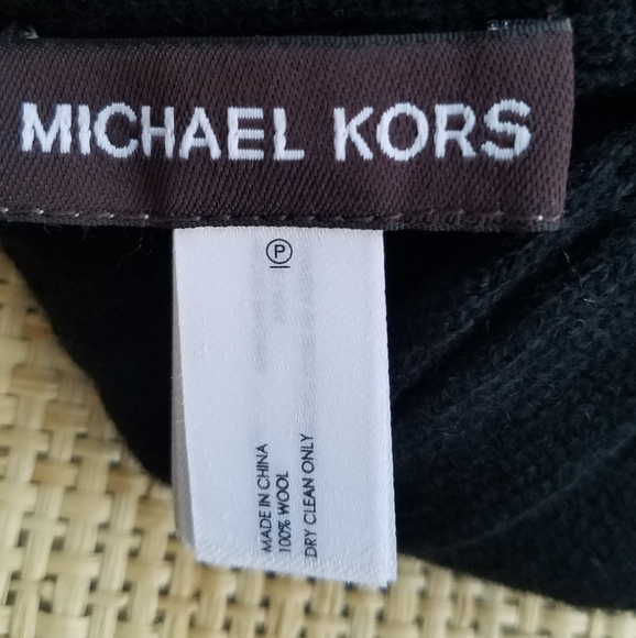 New Men's "Michael Kors" Grey/Navy Skull Cap - Picture 3 of 5